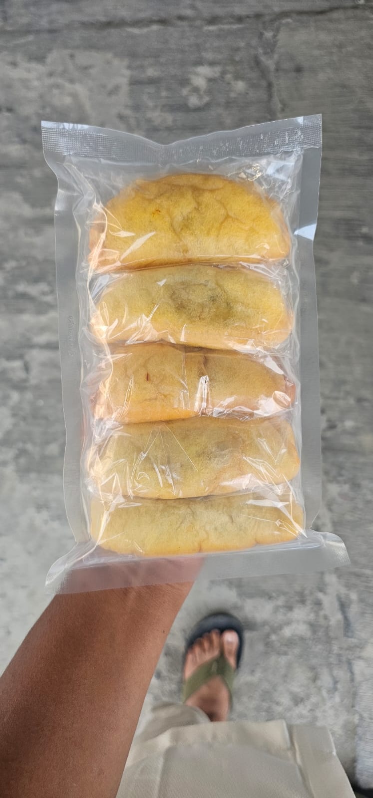 Panada Ikan Cakalang Suwir Isi 5 Pcs Frozen