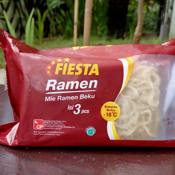 Fiesta Mie Ramen Beku Isi 3 Pcs 300 Gram