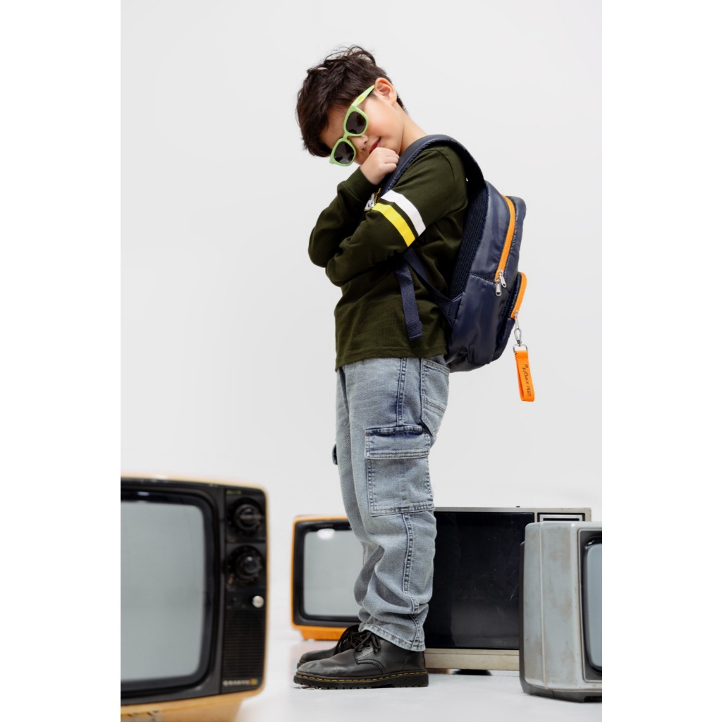 Media 7