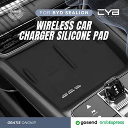 BYD Sealion 7 - Wireless Car Charger Silicone Pad [Hitam]